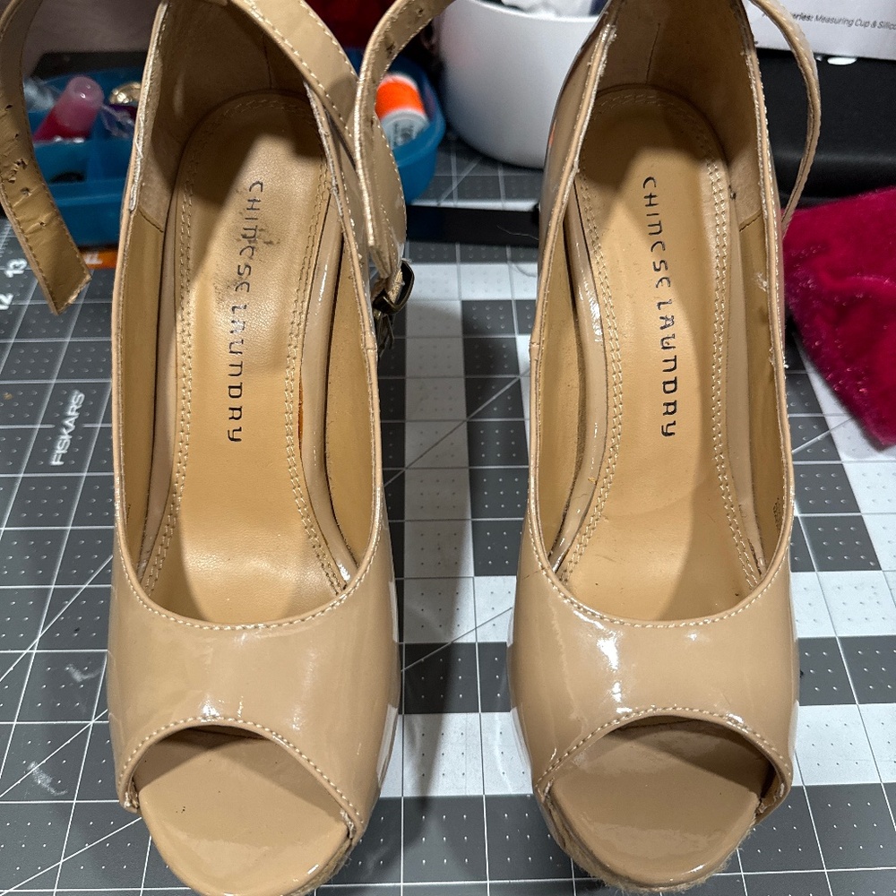 Chinese Laundry Platform heels
